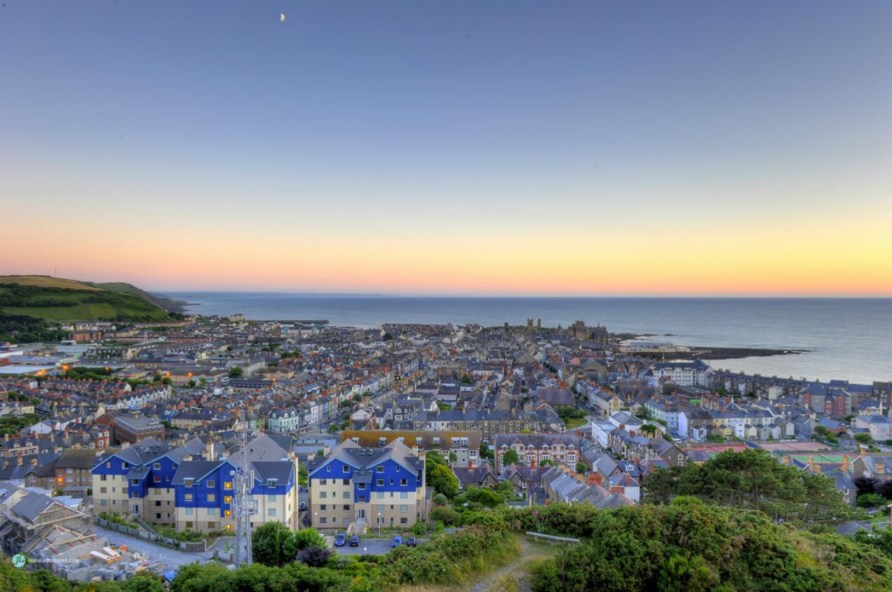Queensbridge Hotel Aberystwyth Extérieur photo